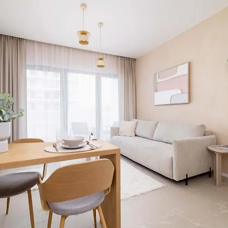 Apartmán Nowoczesny W Katowicach Z Balkonem W Poblizu Spodka By Renters *