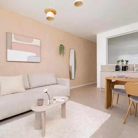 Nowoczesny W Katowicach Z Balkonem W Poblizu Spodka By Renters Appartamento