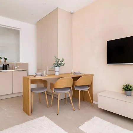 Apartmán Nowoczesny W Katowicach Z Balkonem W Poblizu Spodka By Renters *
